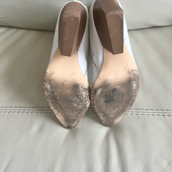 Bleecker & Bond Kailey Bootie - Picture 6 of 7